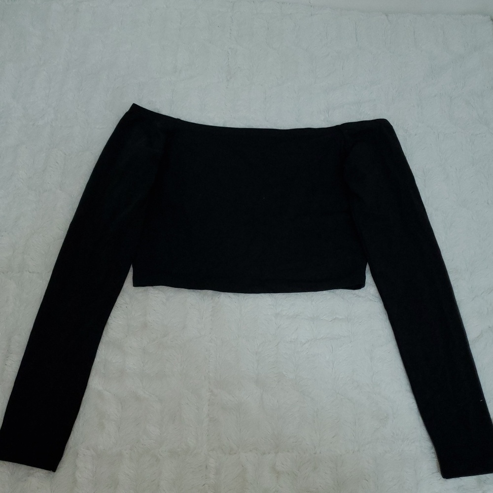 Black Off the Shoulder Crop Top